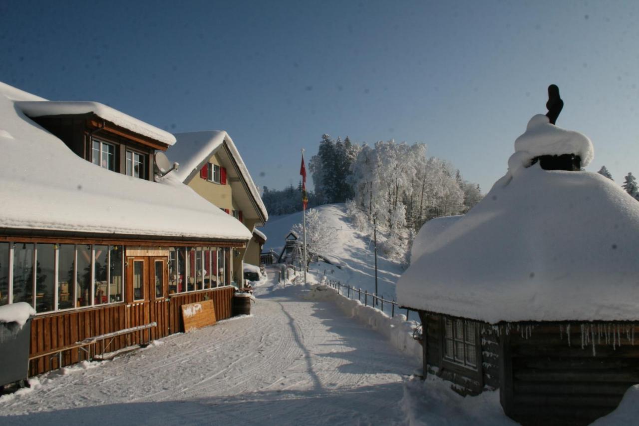 Gasthaus Fuchsacker Bed and Breakfast Degersheim Exterior foto